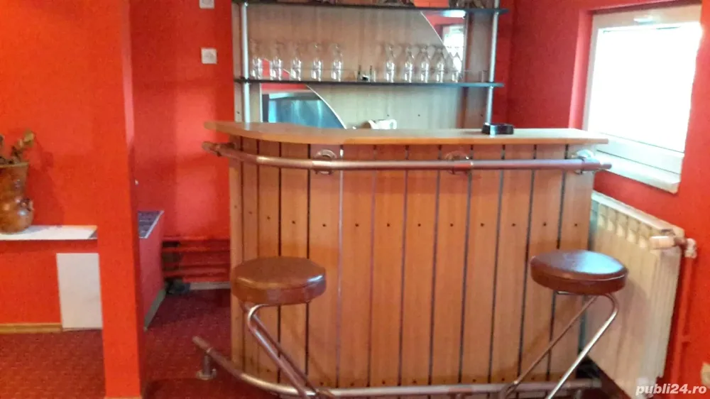Vila de vânzare (parter etaj 1 etaj 2)si anexe