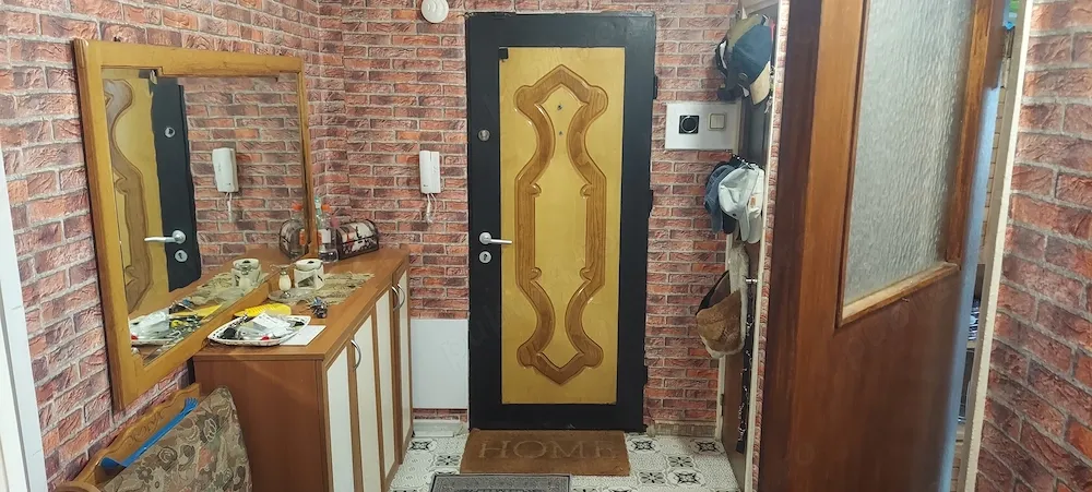 Proprietar vand apartament 3 camaere