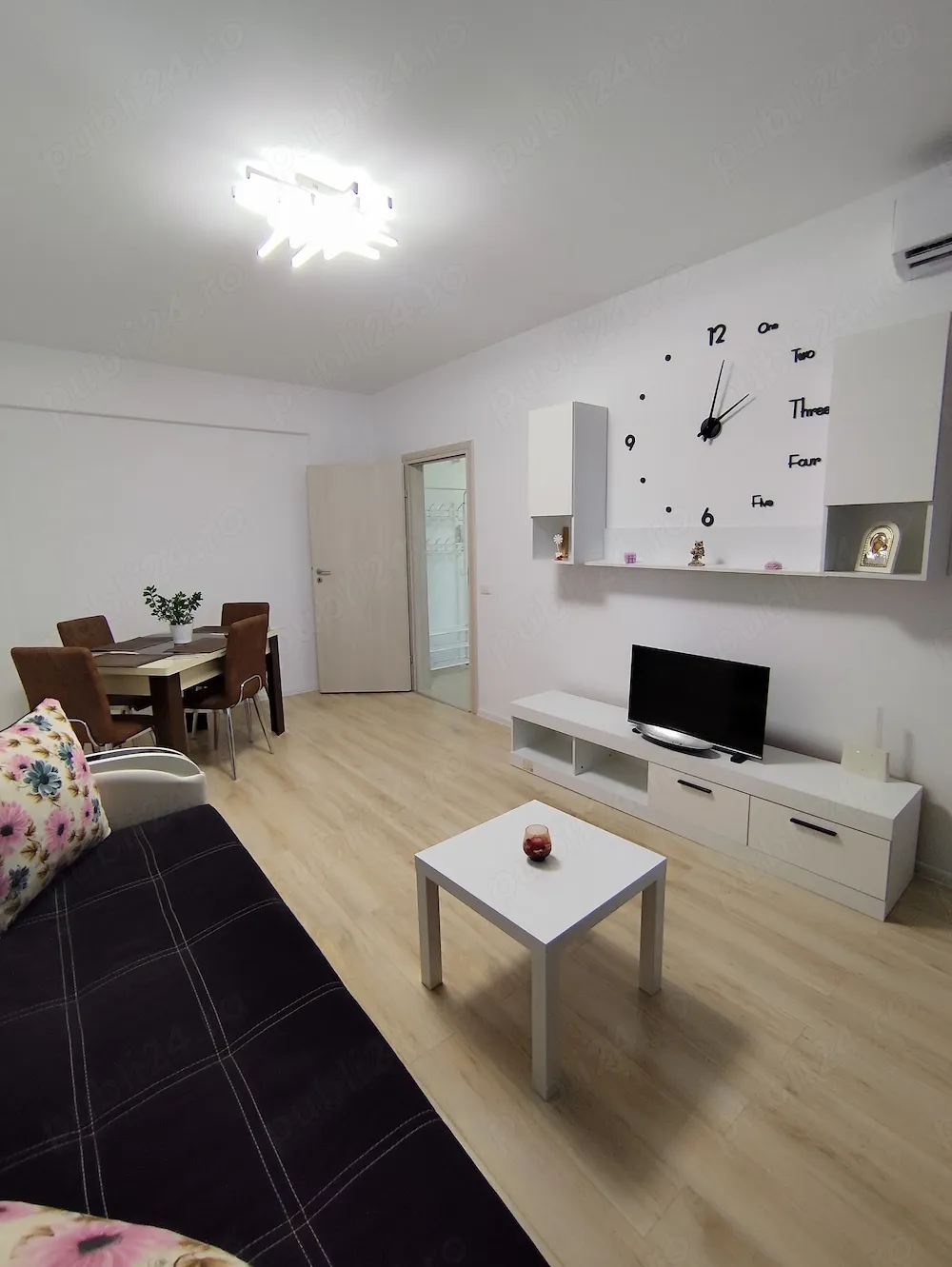 Închiriez apartament modern direct proprietar!