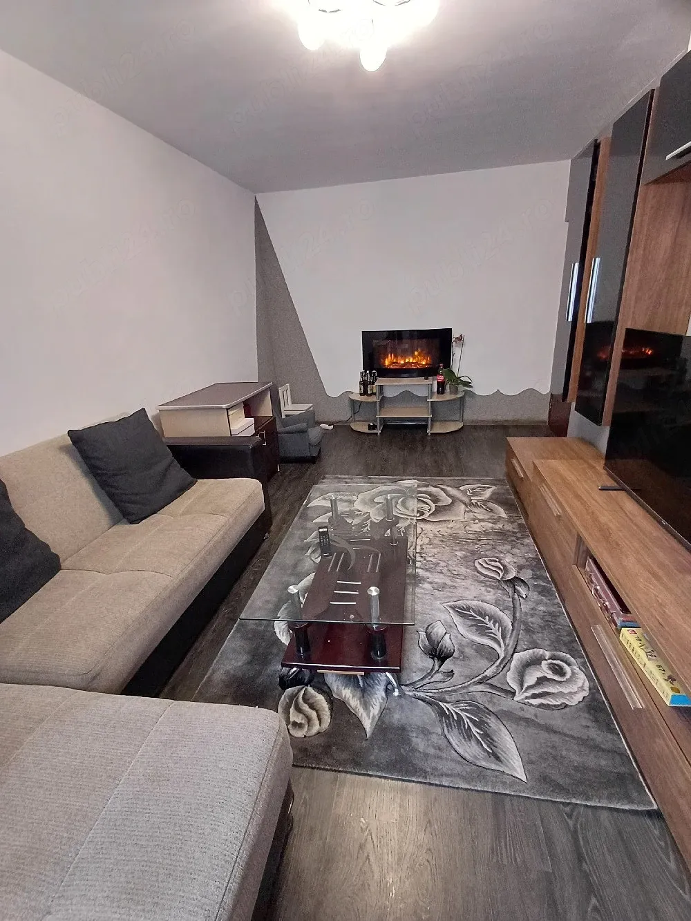 Apartament 3 camere - imagine 1
