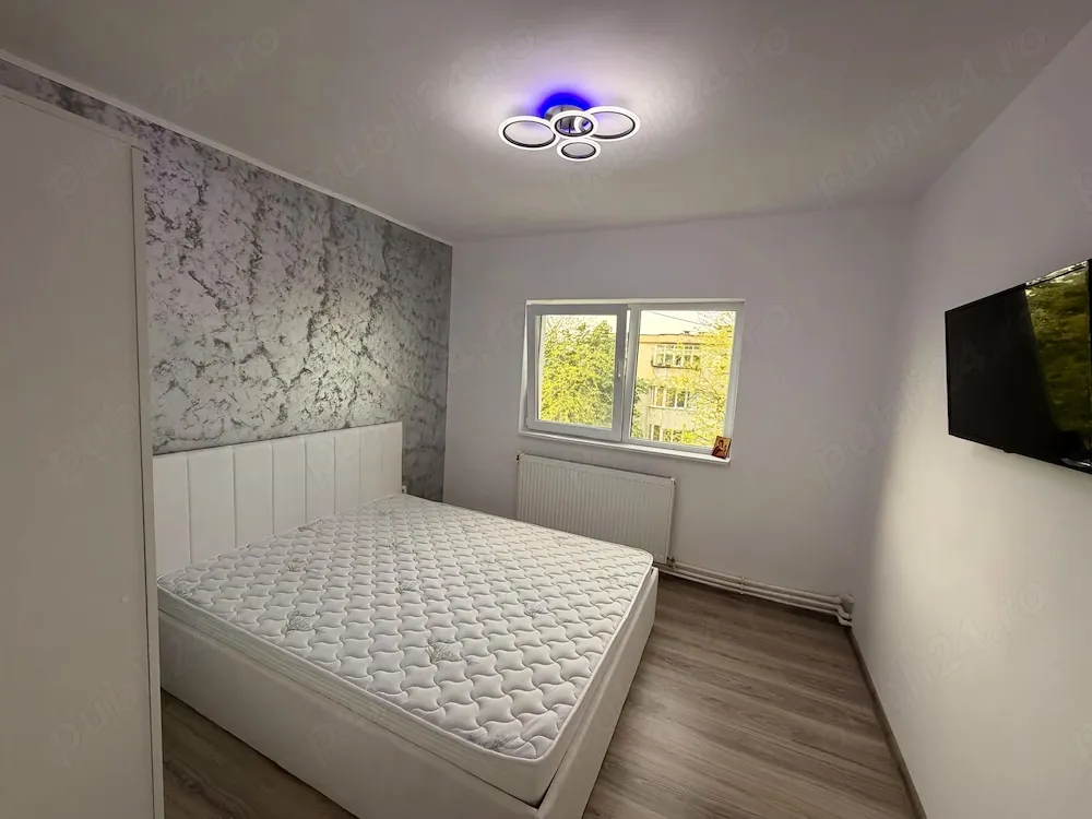 Vand apartament 2 camere - imagine 1