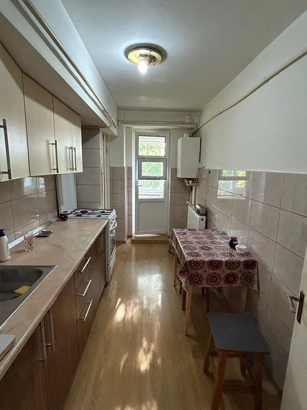 Apartament cu 4 camere,Micro 38 - imagine 1