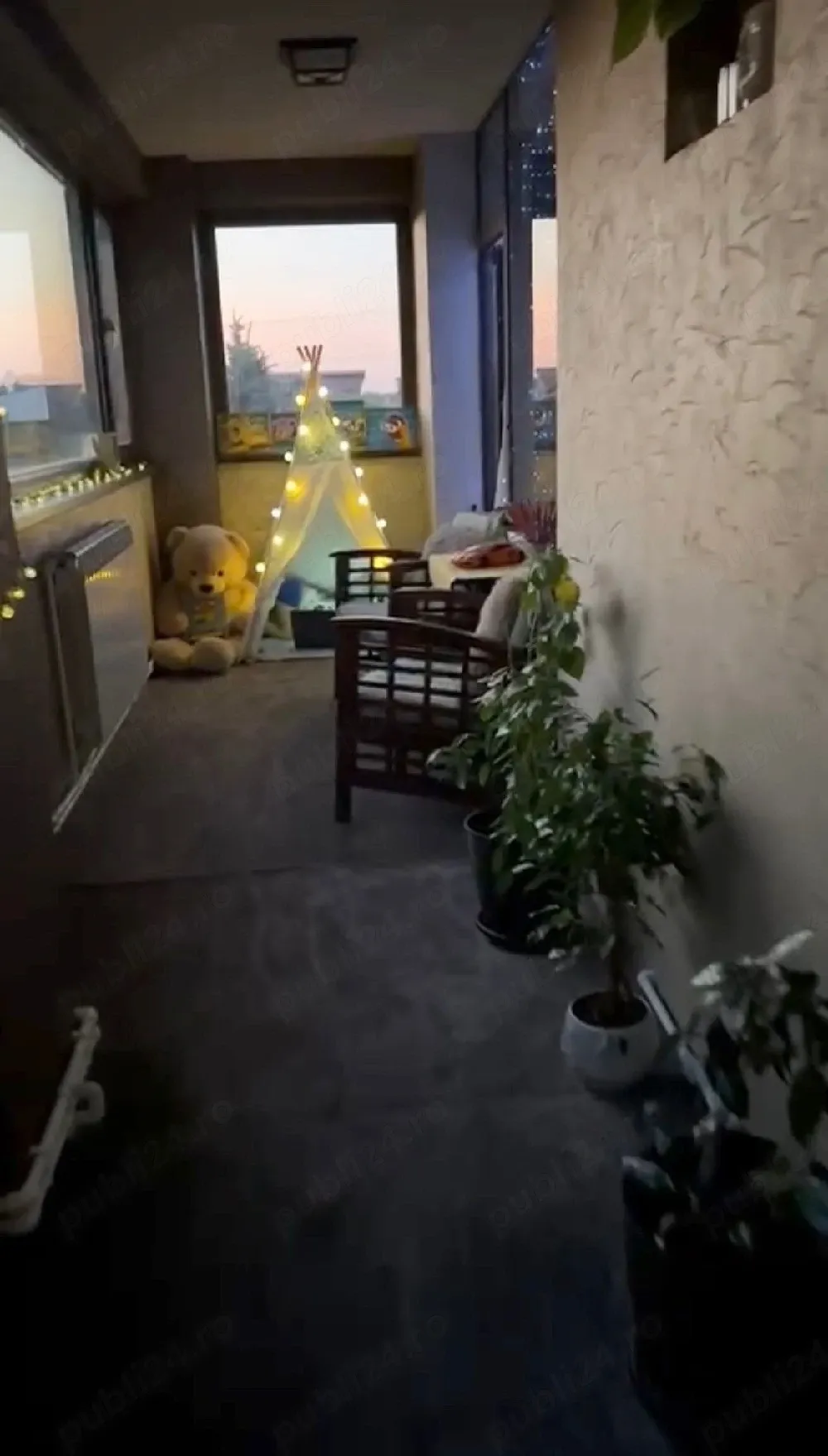 Închiriez apartament cu două camere - imagine 1