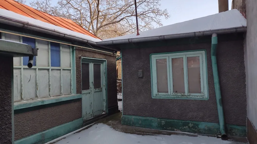 Ofer spre vanzare casa cu teren in localitatea Braila - imagine 1