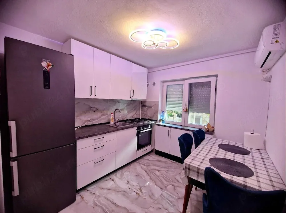Vând apartament cu 2 camere in Grădiște