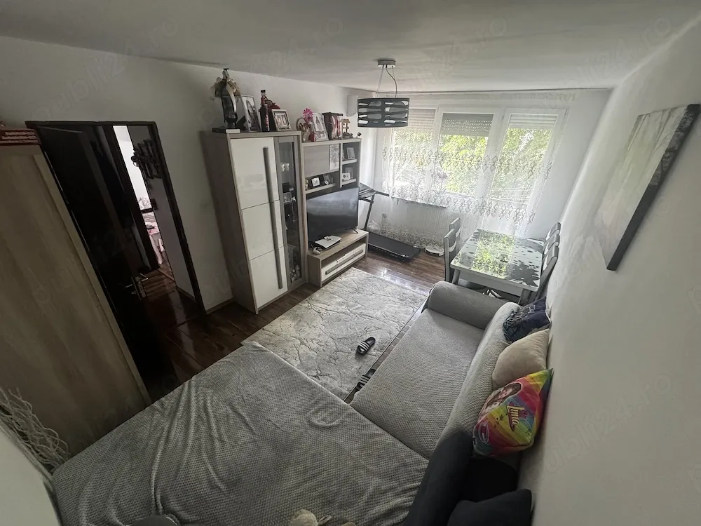 De vânzare Apartament 3 camere  ej 3 Satu Mare  Alea Clăbucet - imagine 1