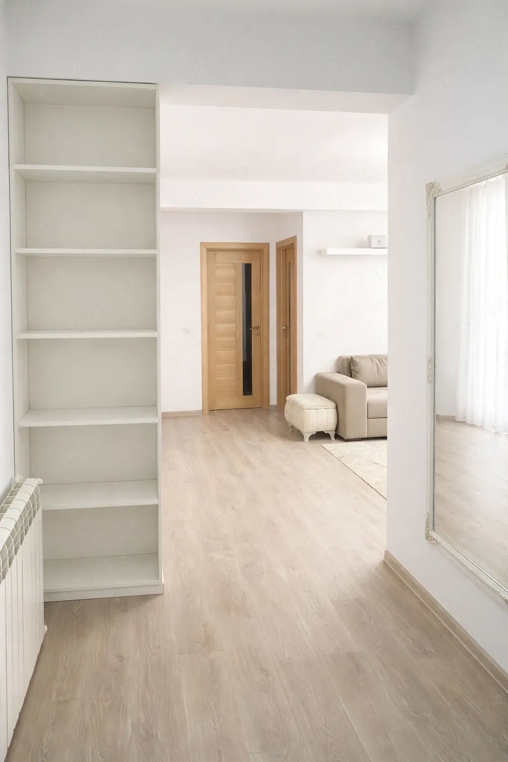 de Închiriat: Apartament complet mobilat 2 camere - imagine 1