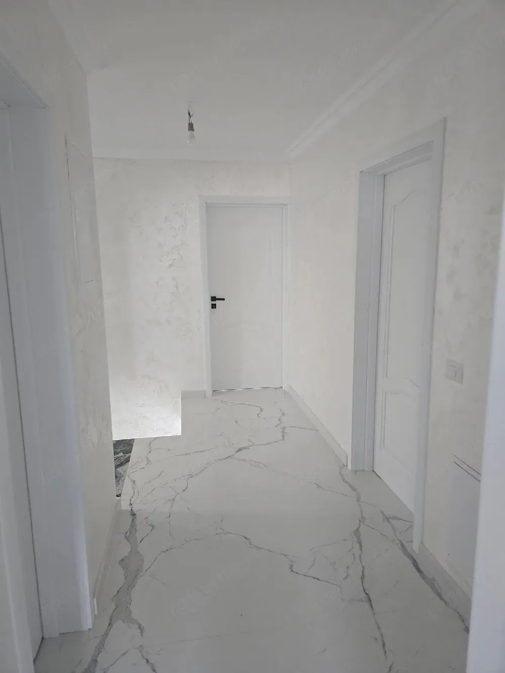 Casă modernă de vânzare   Botoșani   zona Împărat Trăian