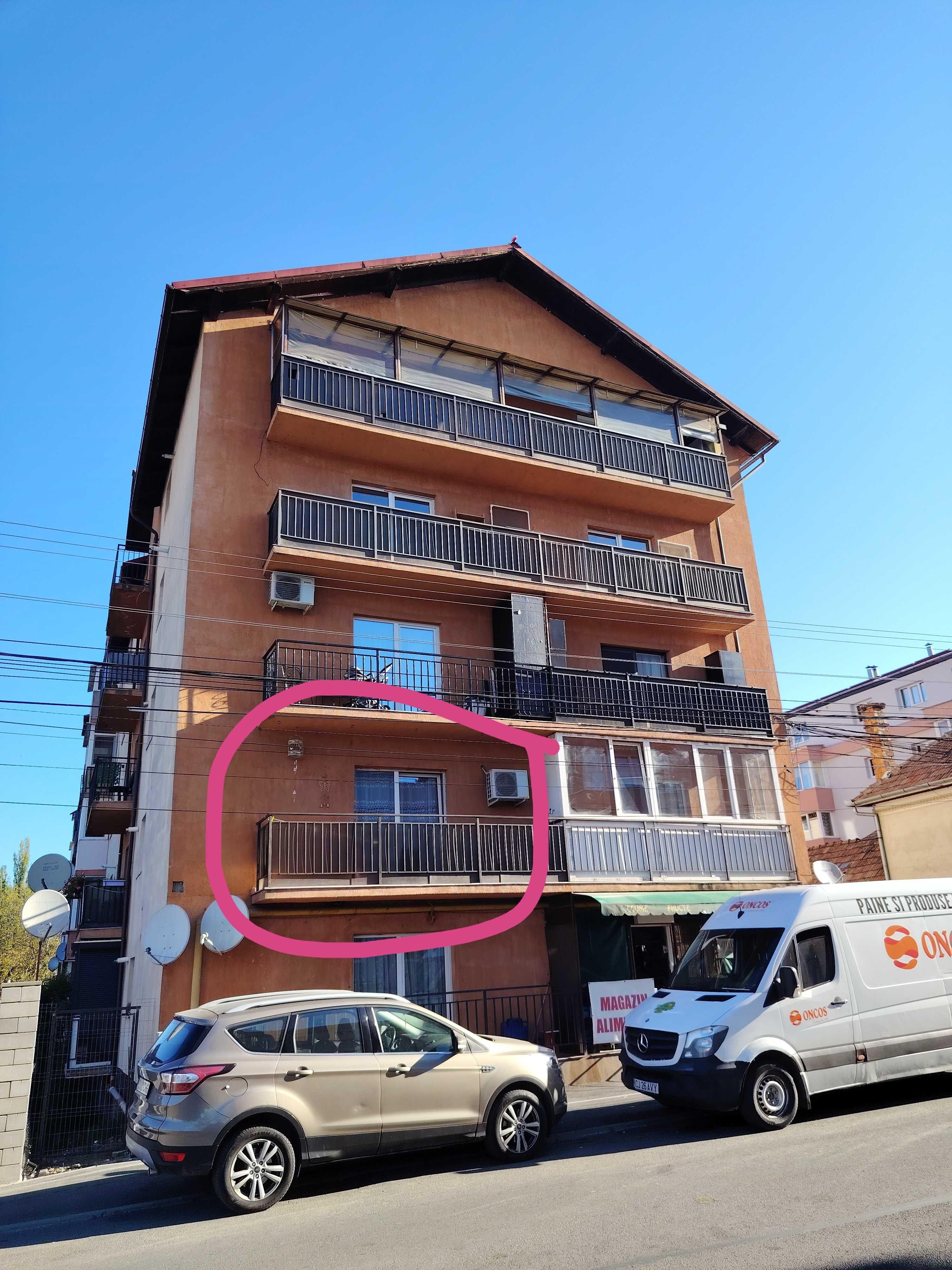 Vând apartament 1 camera în Florești CJ, 37 m str Gh Doja.