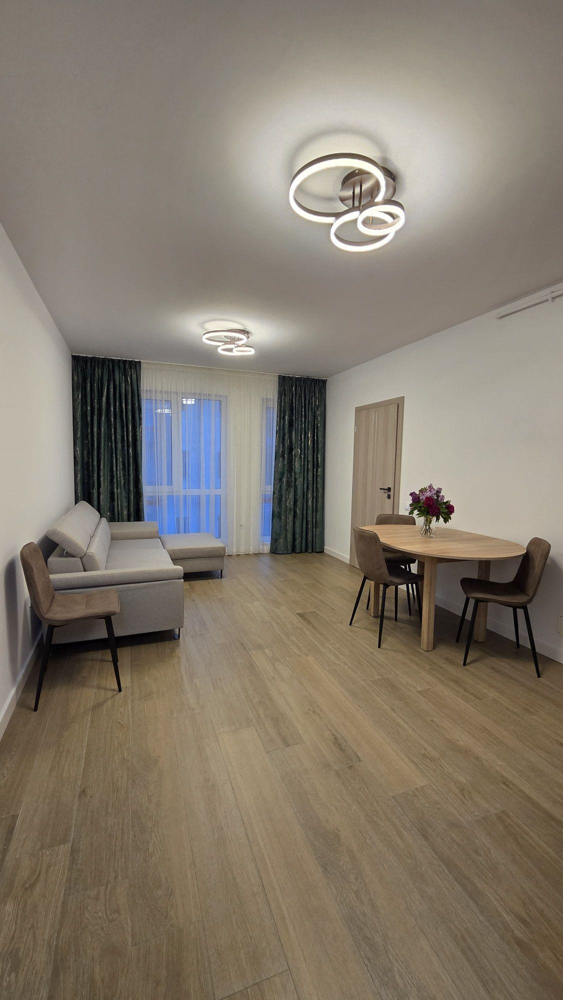 Inchiriez apartament str Abator Floresti