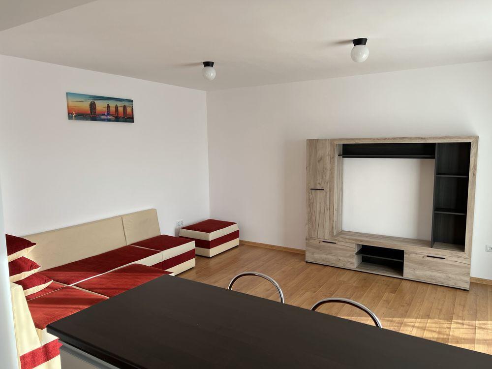 Inchiriez apartament o camera Floresti