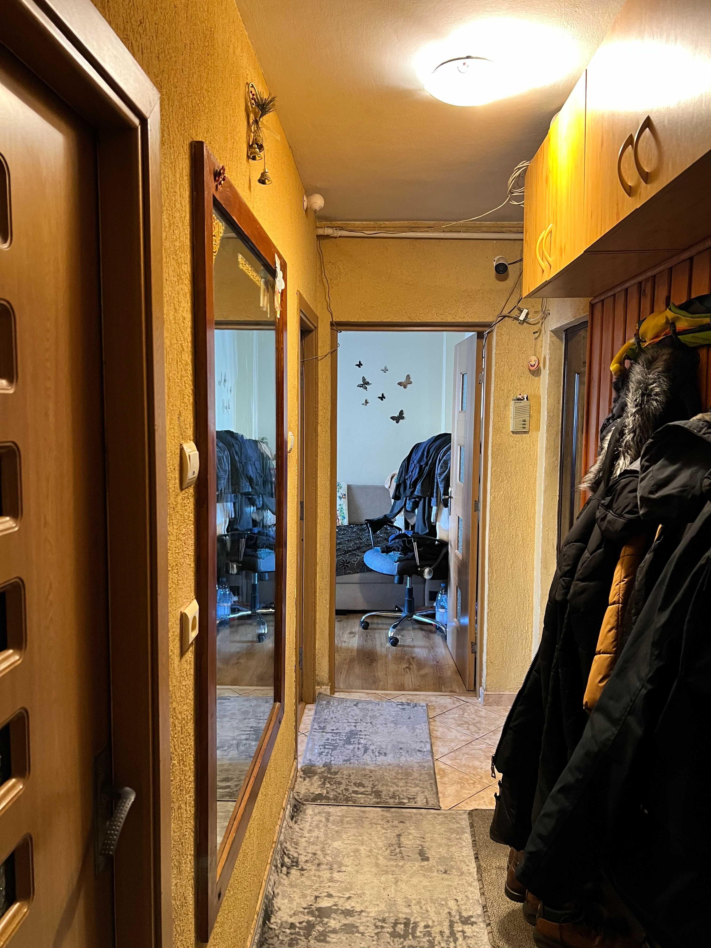 Apartament 2 camere, mari, decomandat, 60 mp, et 1, la 5 min de AFI Bv