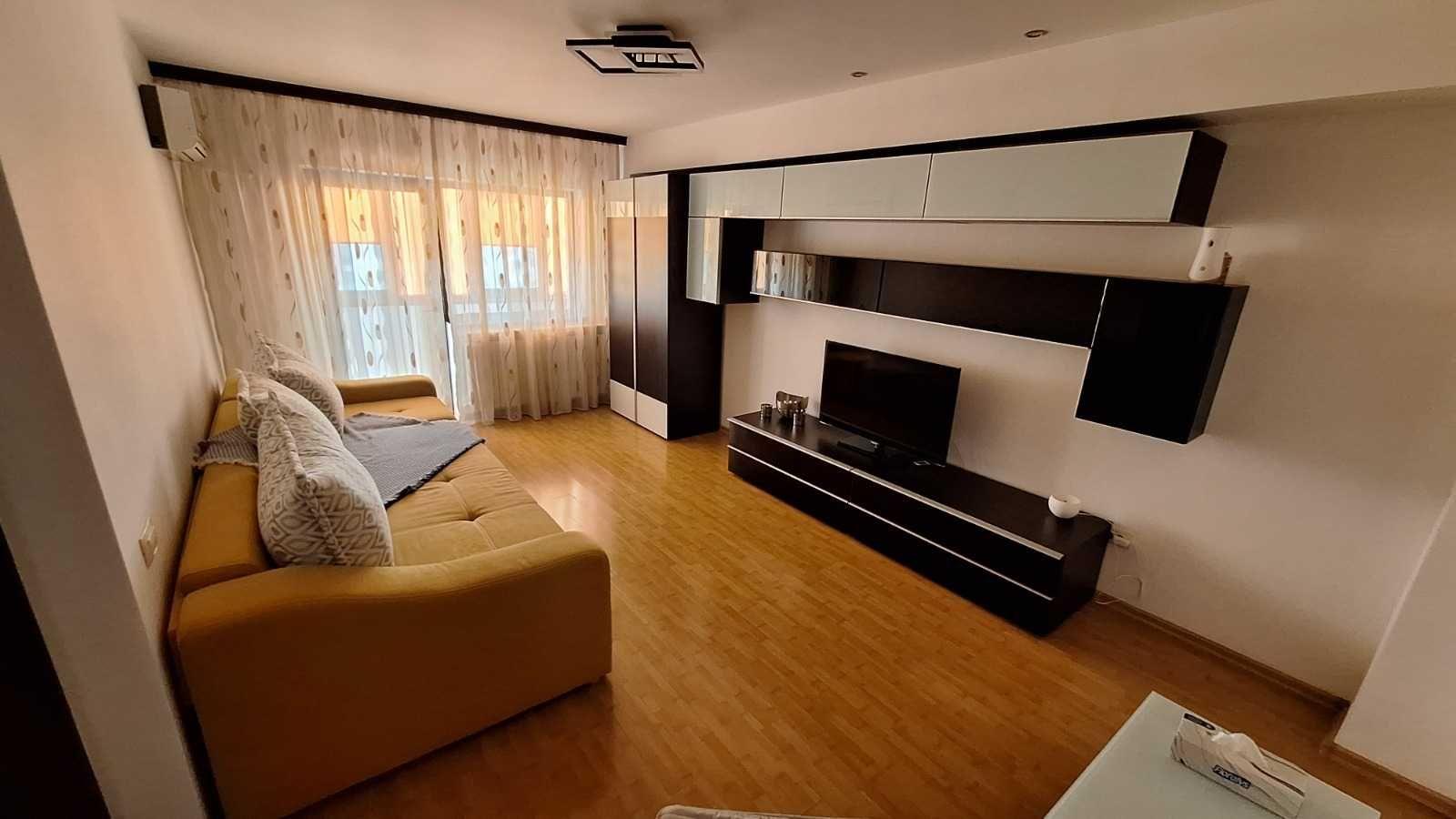 Apartament 2 camere, decomandat, 50 mp utili, etaj 4/4, zona Eden
