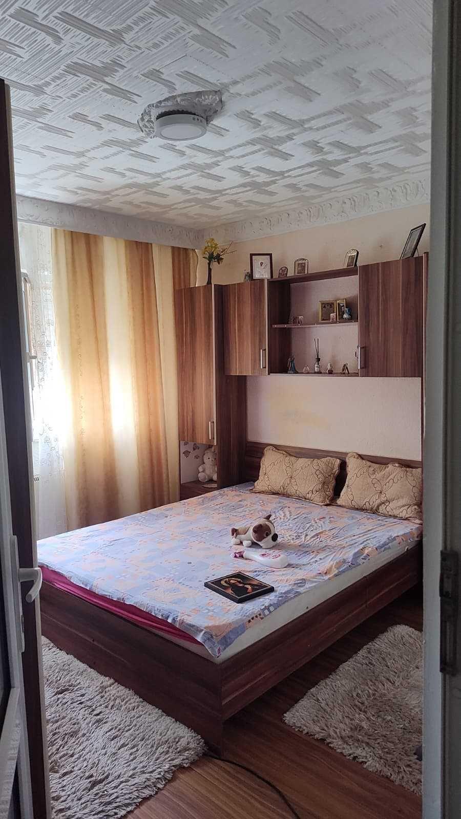 Inchiriez apartament termen lung