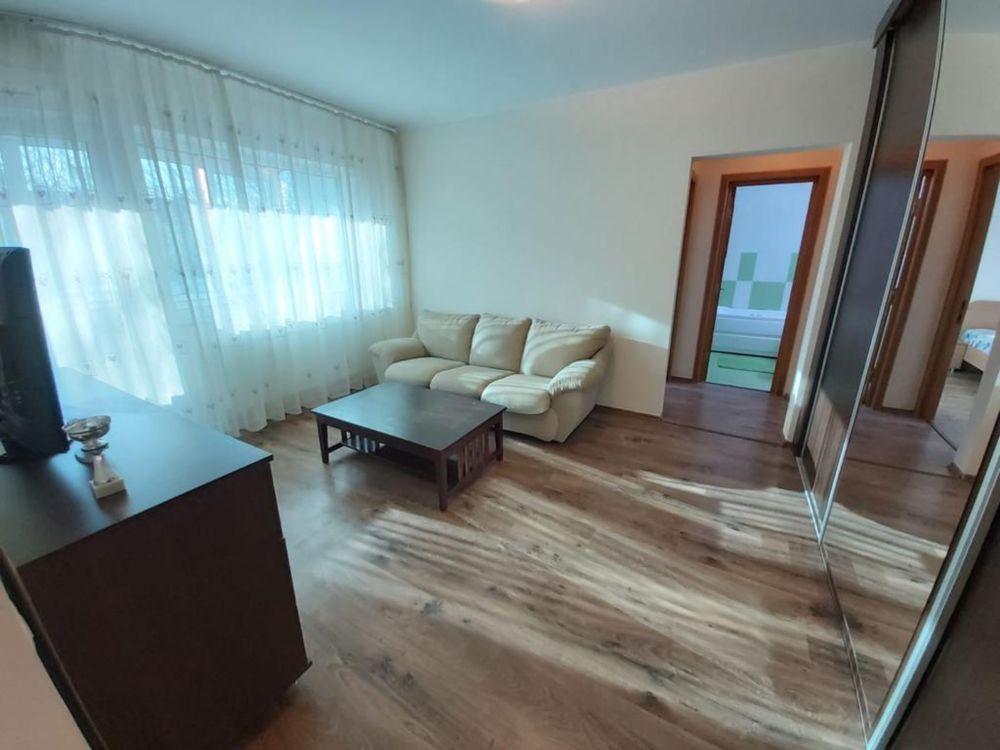 Închiriez apartament cu 2 camere oe termen lung - imagine 1