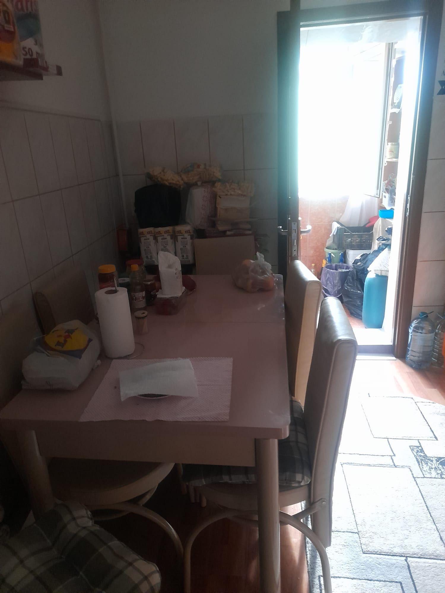 Vând apartament