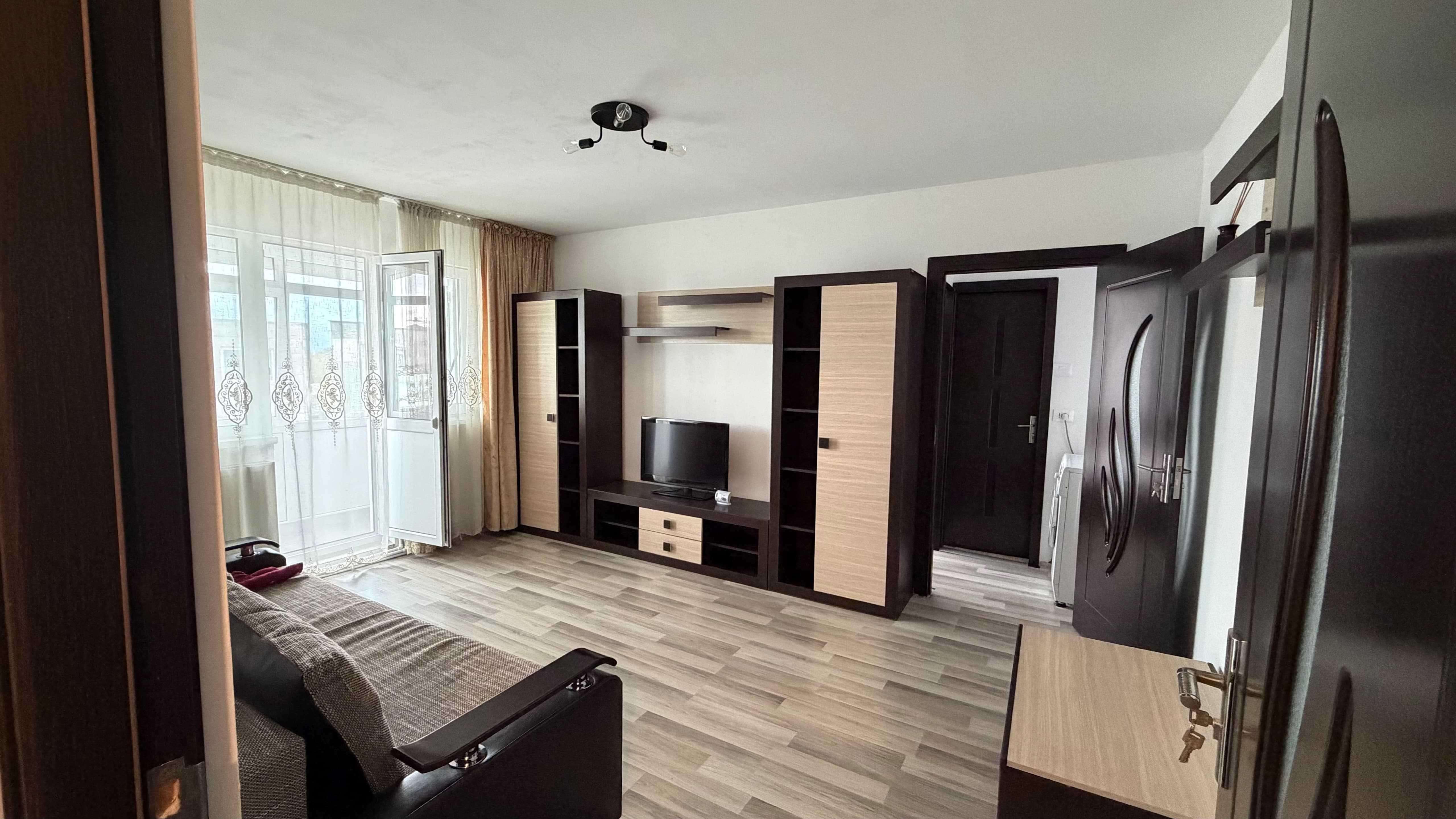Apartament 2 camere renovat, mobilat – centrală proprie – fără comision – Craiovița Nouă – 42 m²
