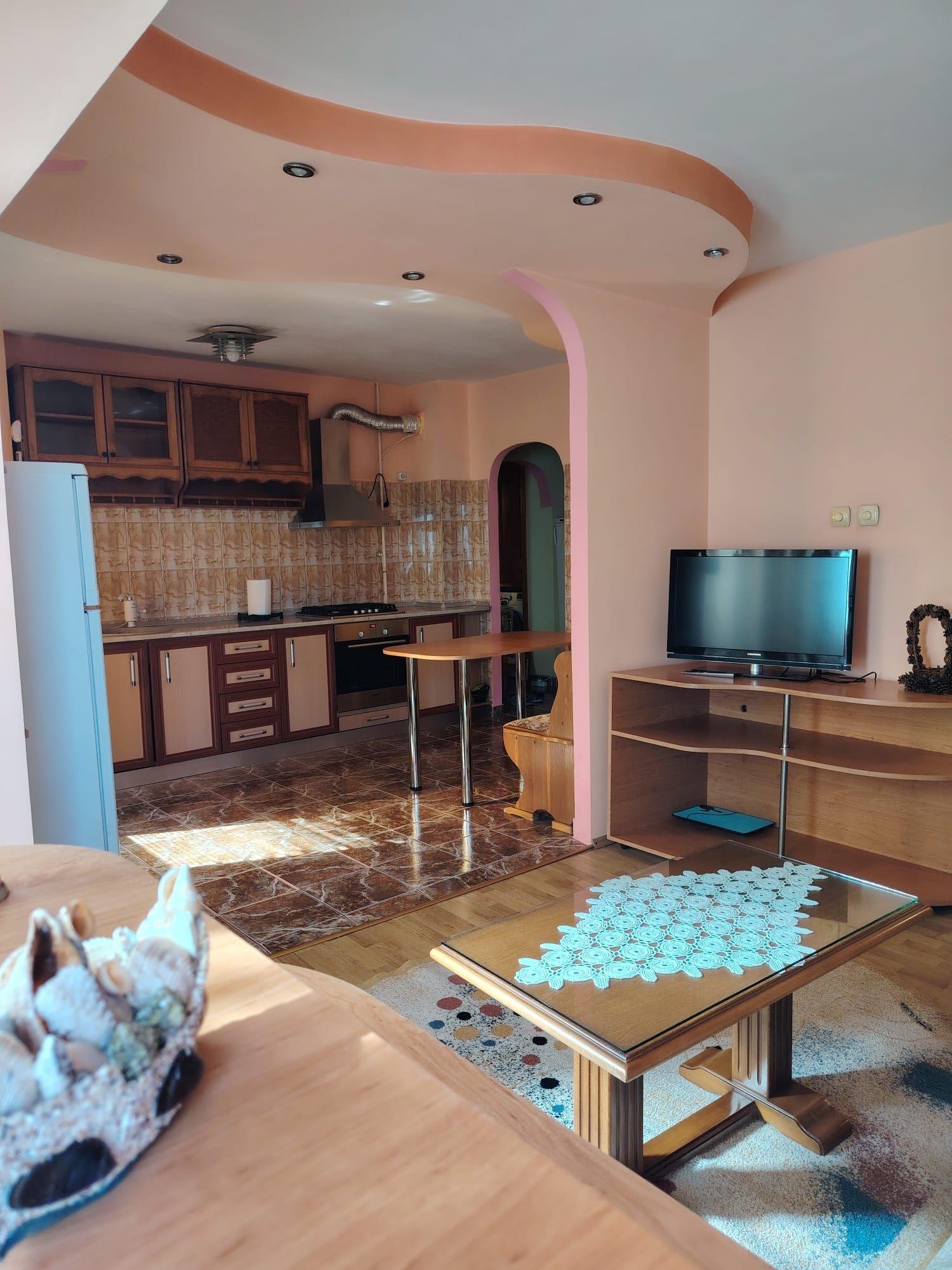 Inchiriez apartament 2 camere