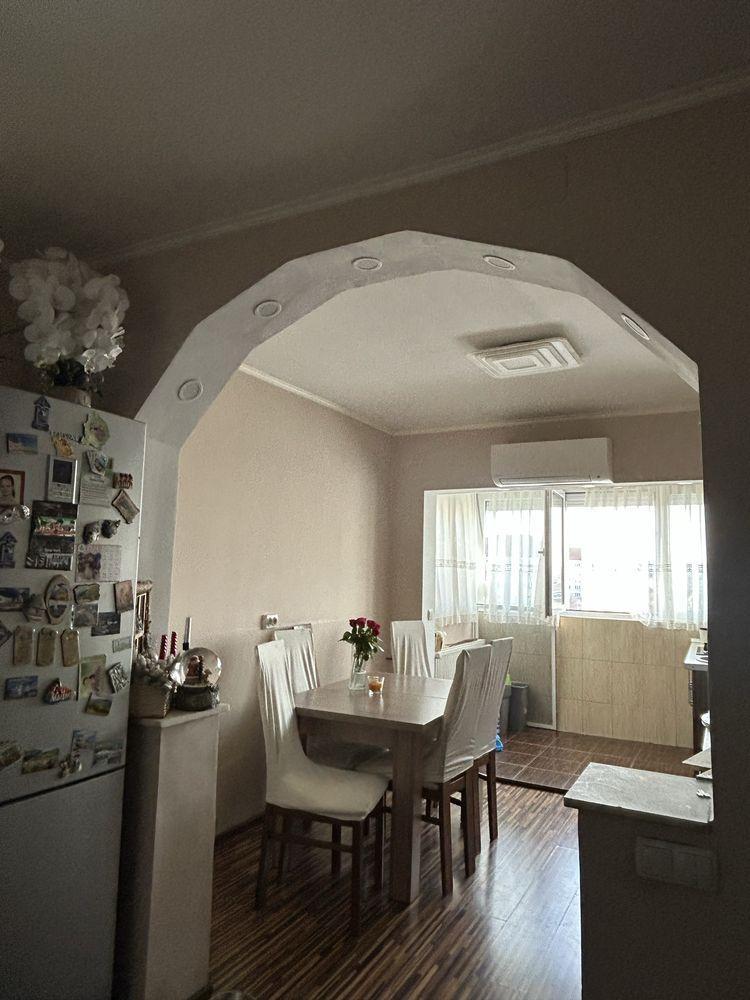 Apartament de vânzare tip B cu 3 camera