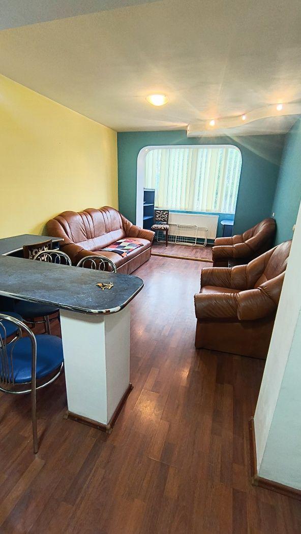 Dau in chirie apartament cu doua camere mobilat
