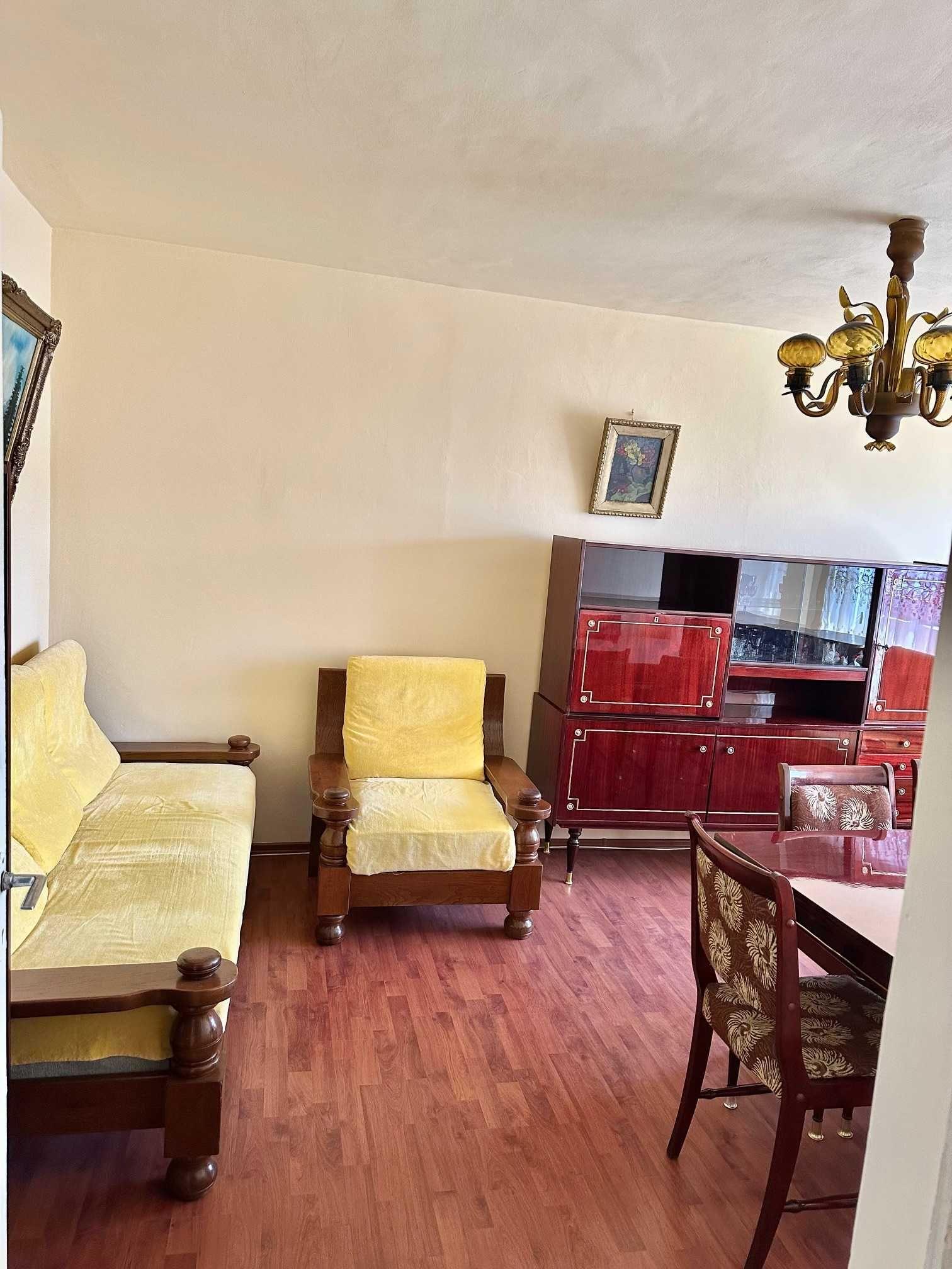 Vand apartament 3 cam, conf 1, decomandat, Bd. Bucuresti, Ploiesti - imagine 1