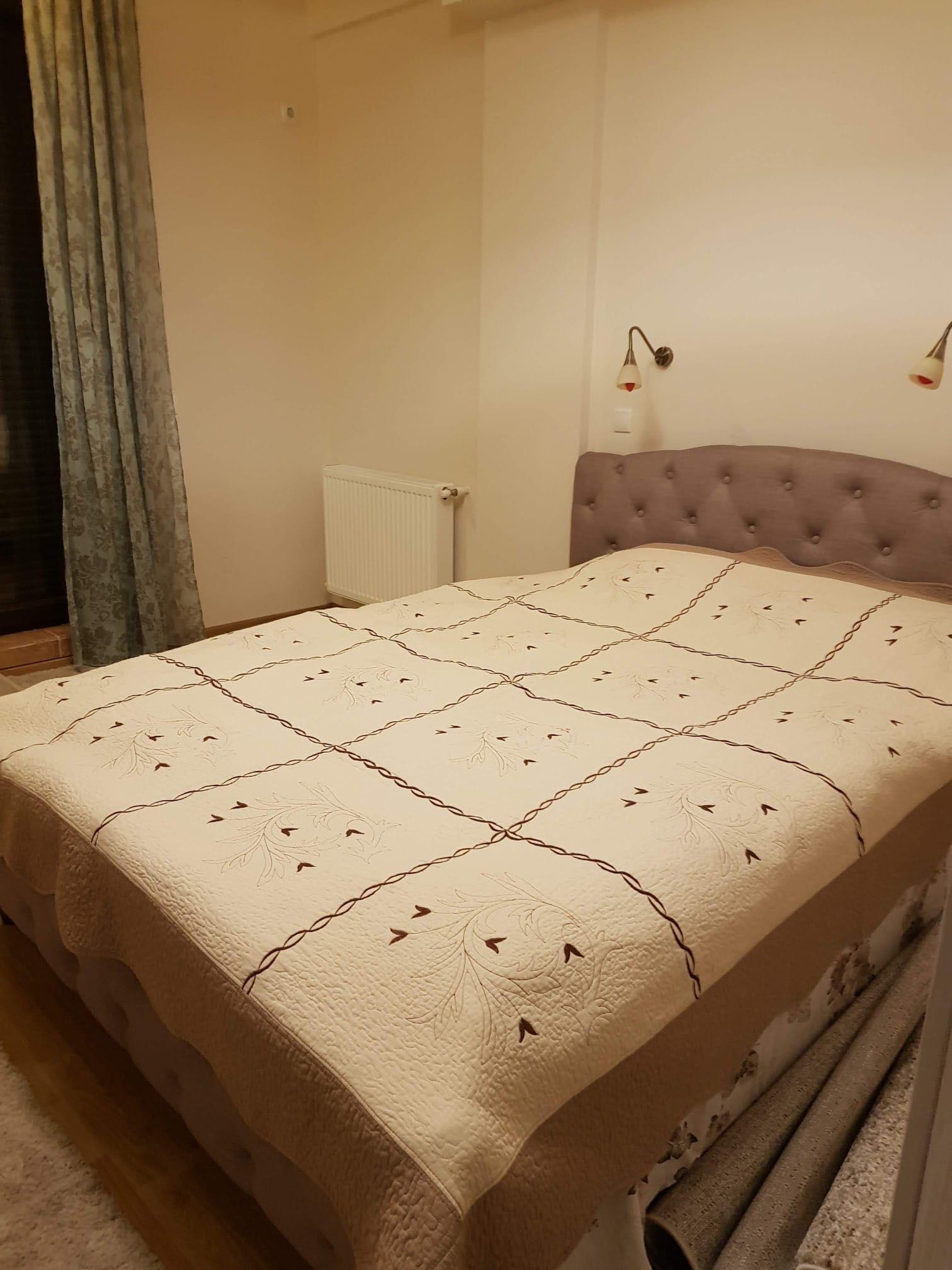 Vand apartament 2 camere