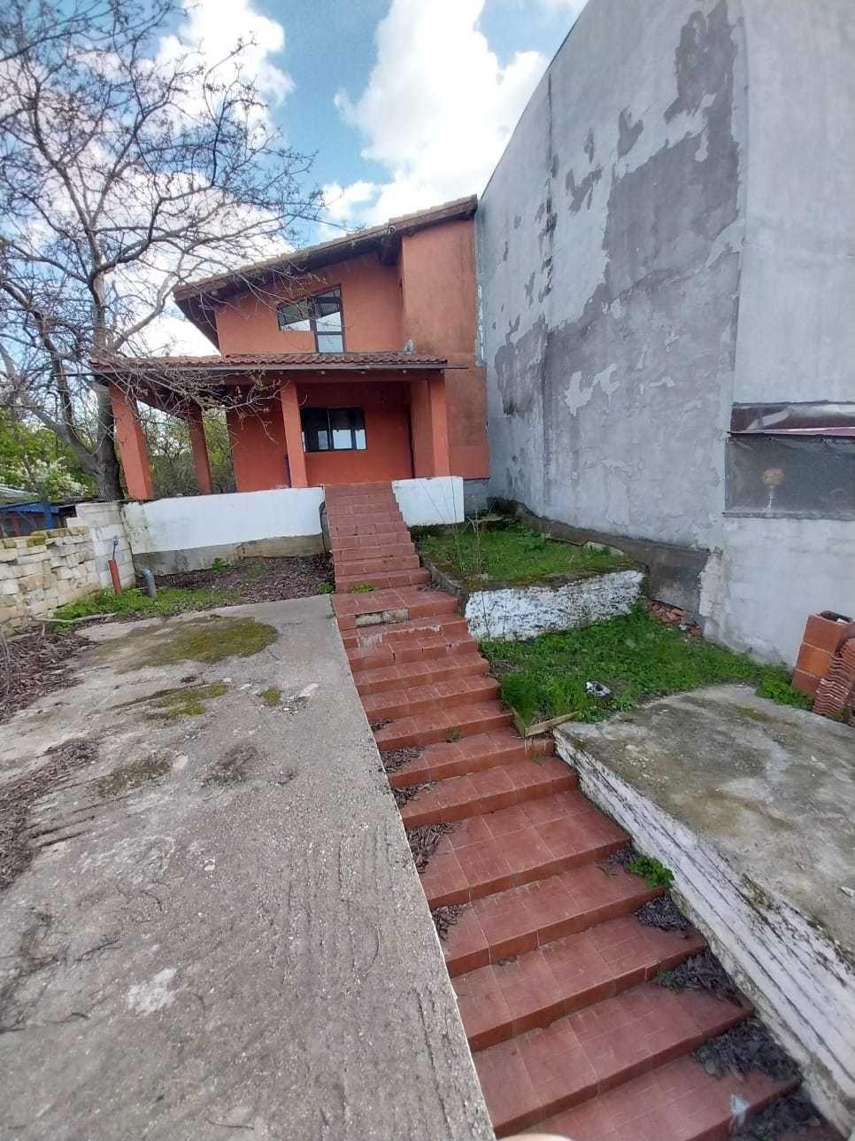 Casa (vila) de vanzare