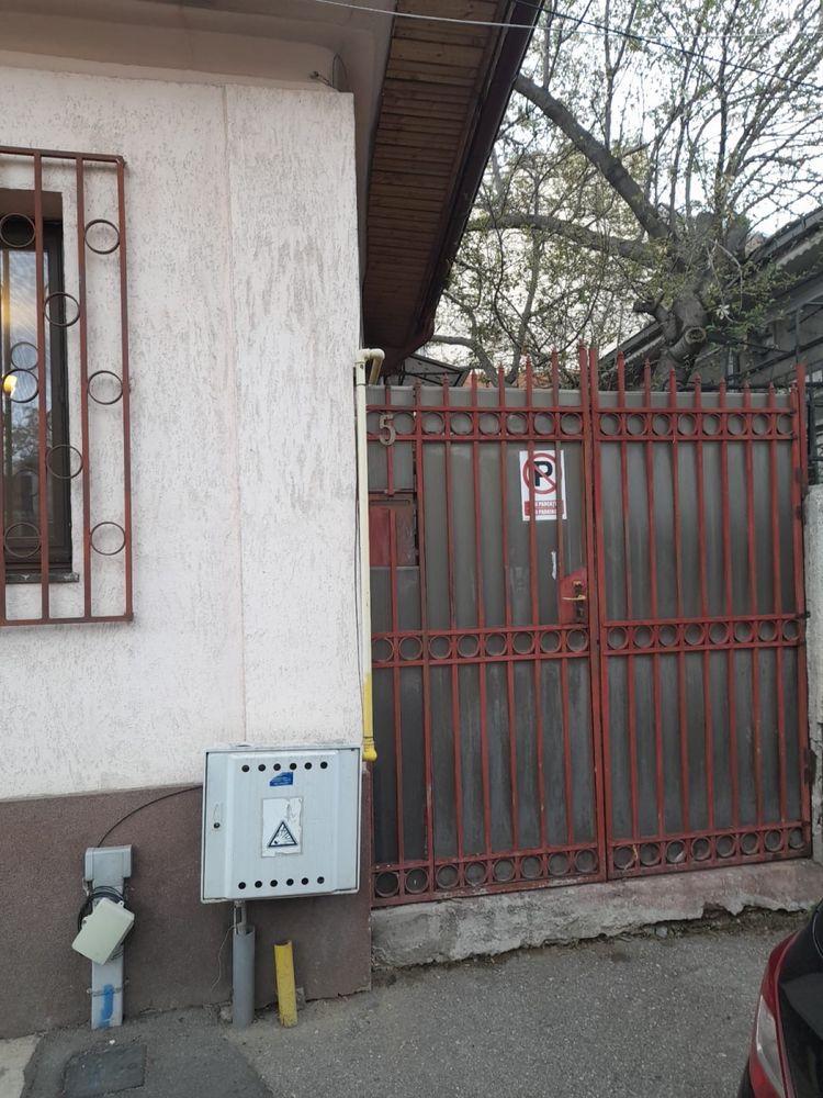 Casă 2 camere de închiriat – centrală proprie, Sector 2 - imagine 1
