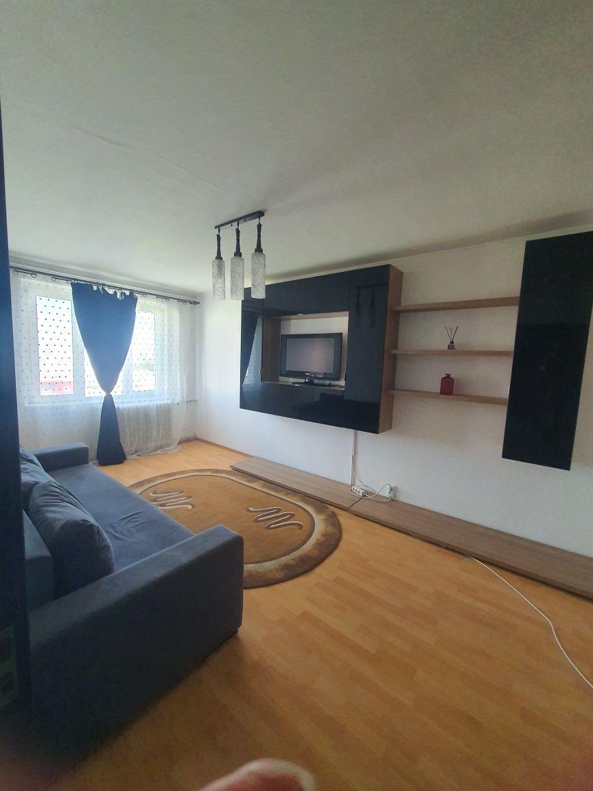 2 camere Titan 1decembrie