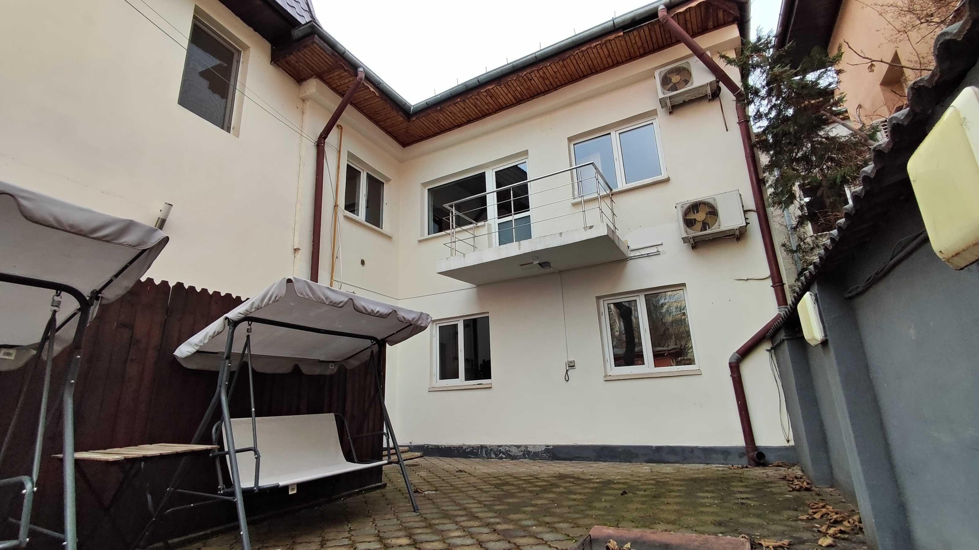 Inchiriez vila in zona Piata Alba Iulia - Mall Vitan - Decebal. 185mp utili