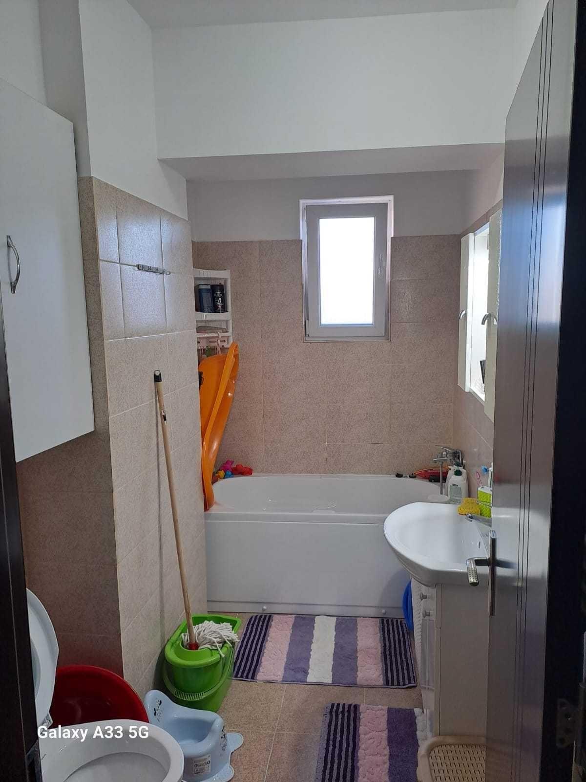 Apartament 2 camere de vanzare