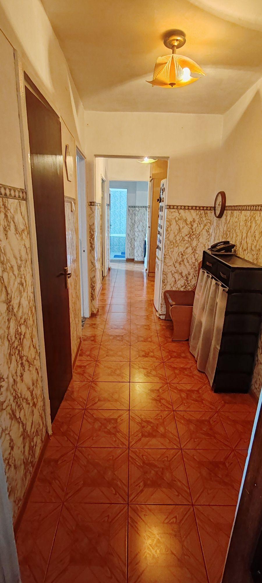 3 camere Tineretului