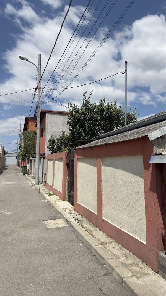 Casă de vânzare – ideală pentru locuit sau investiție - imagine 1