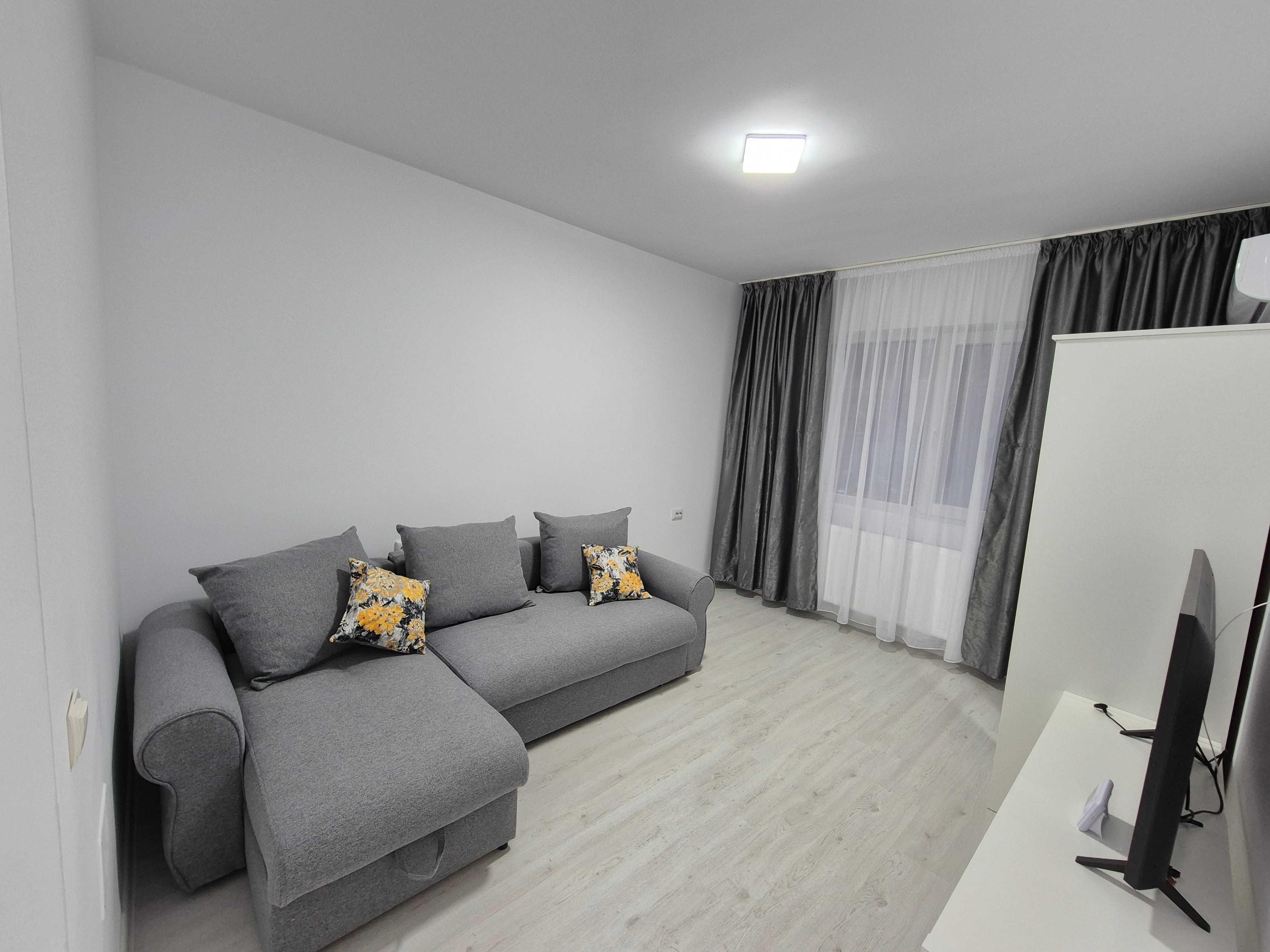 Urgent - Garsoniera de VANZARE, 30 mp, noua + loc de parcare, Militari residence - imagine 1