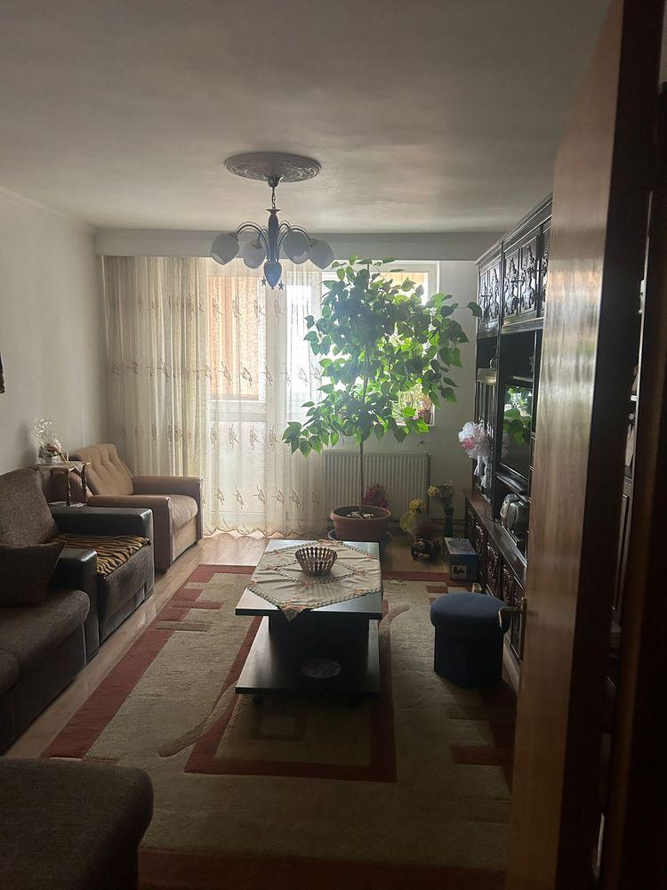 Apartament cu 2 camere, Trivale, proprietar