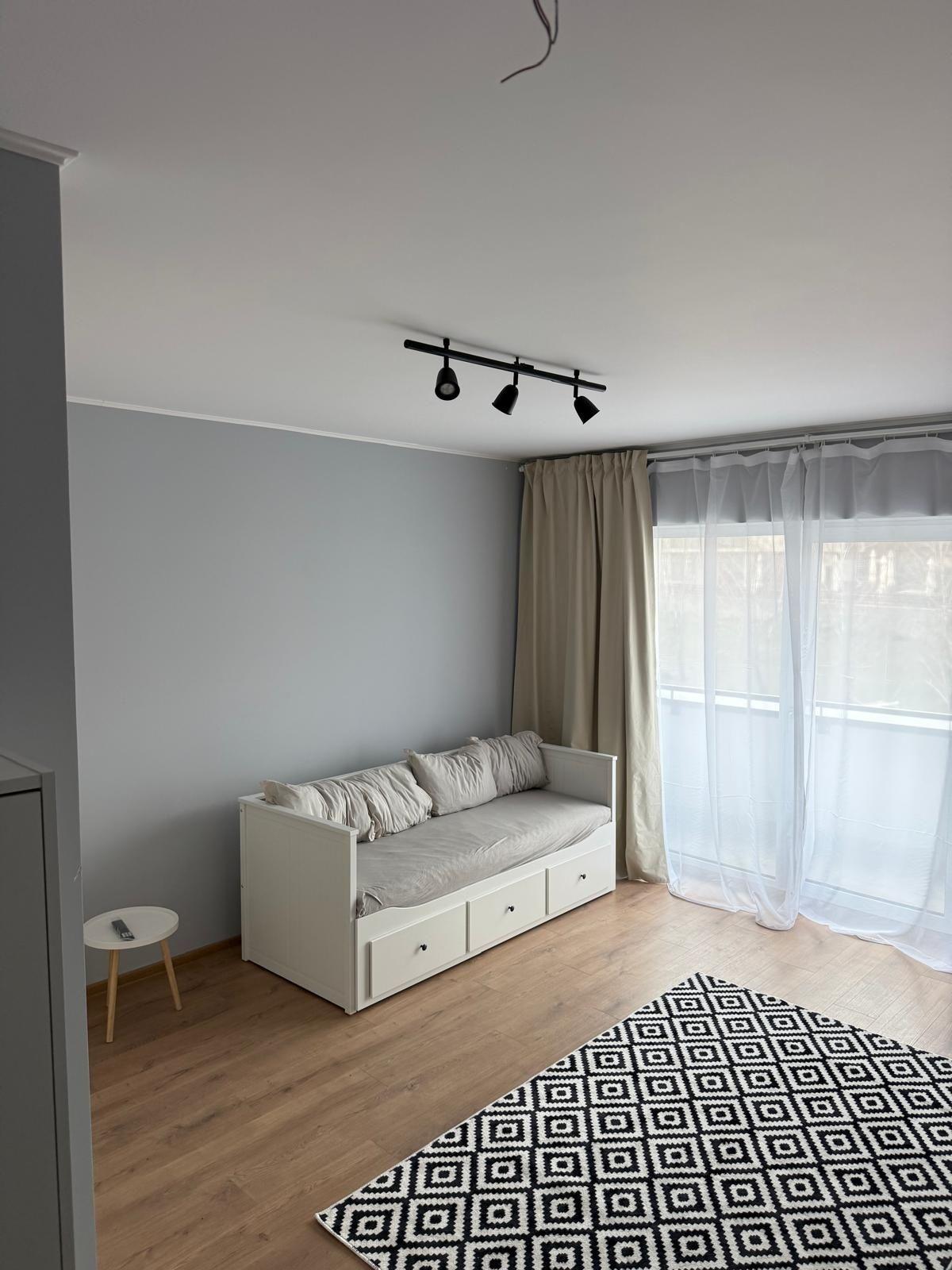 Studio ultracentral de inchiriat