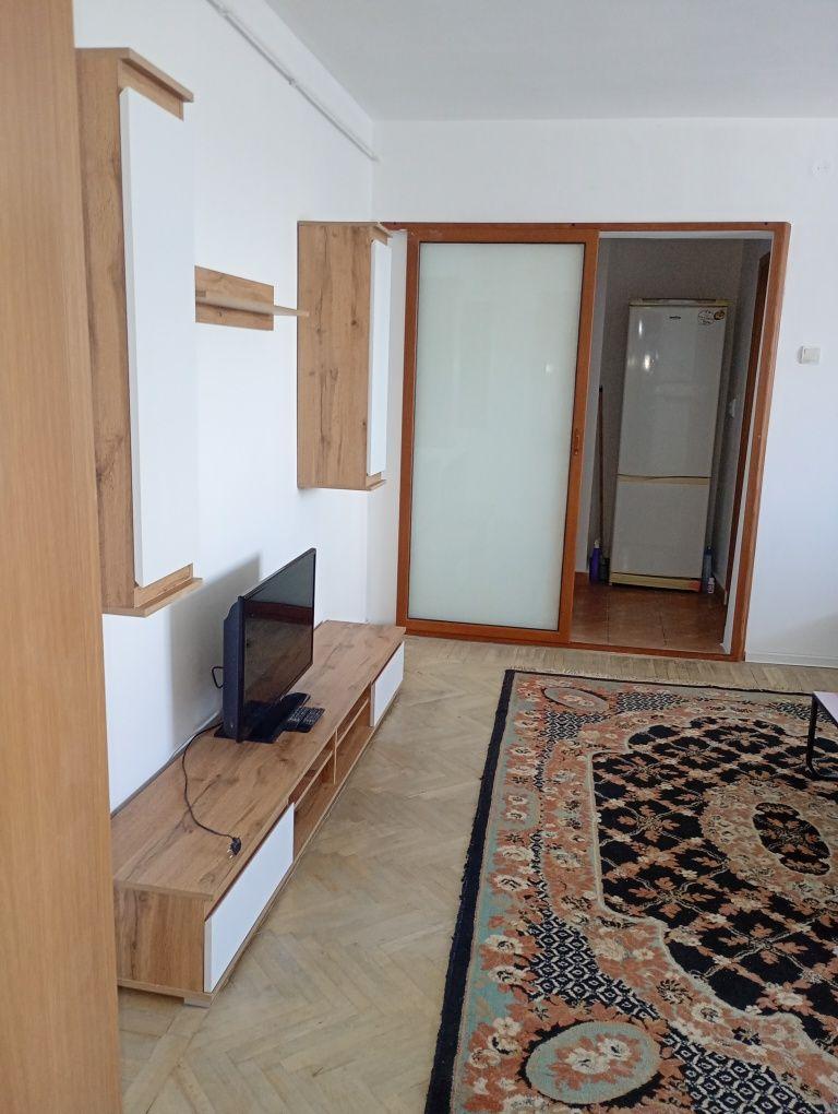 Inchiriez apartament 2 camere Craiovei