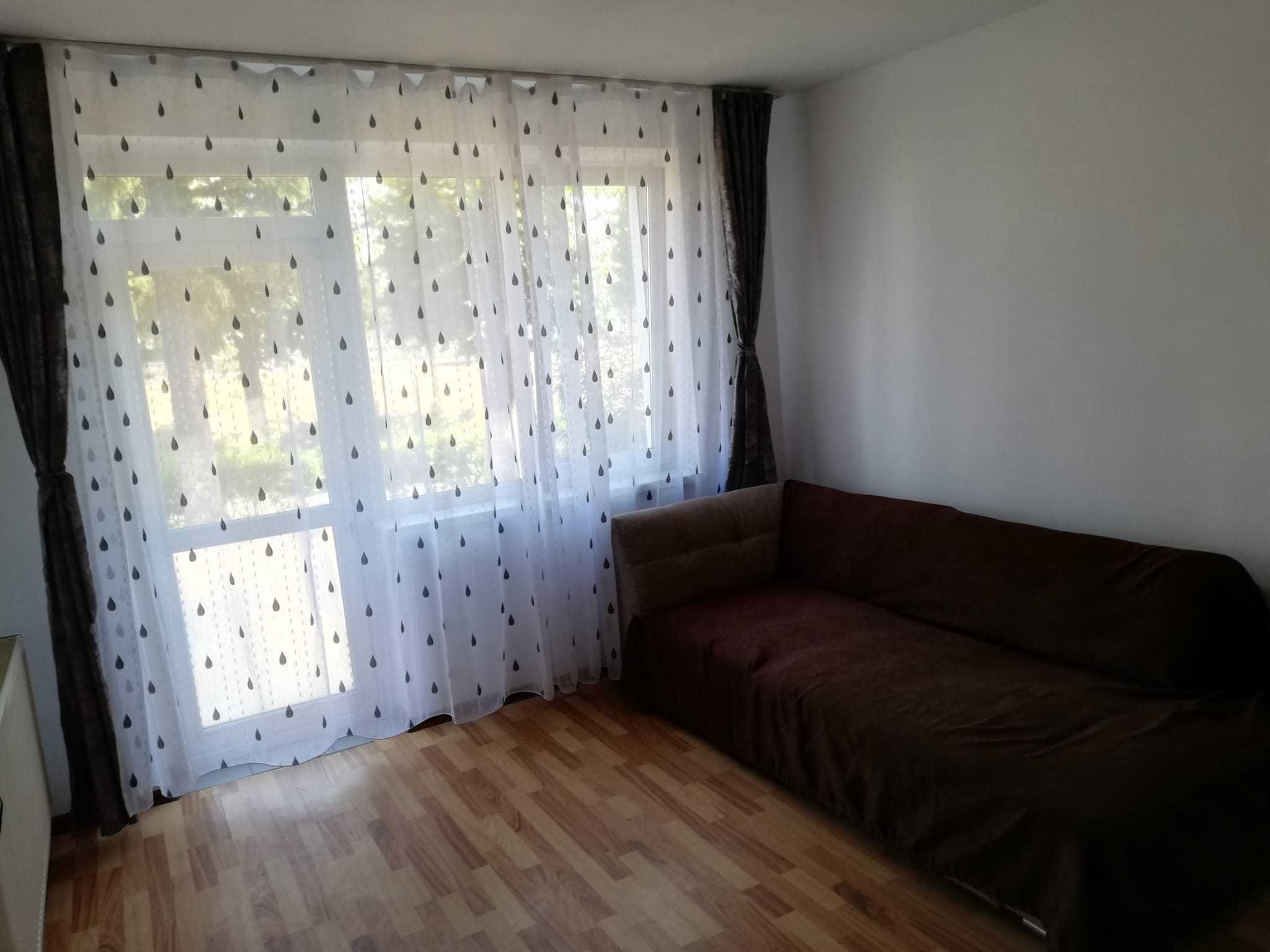 Inchiriez apartament situat in centrul orasului Ramnicu Valcea