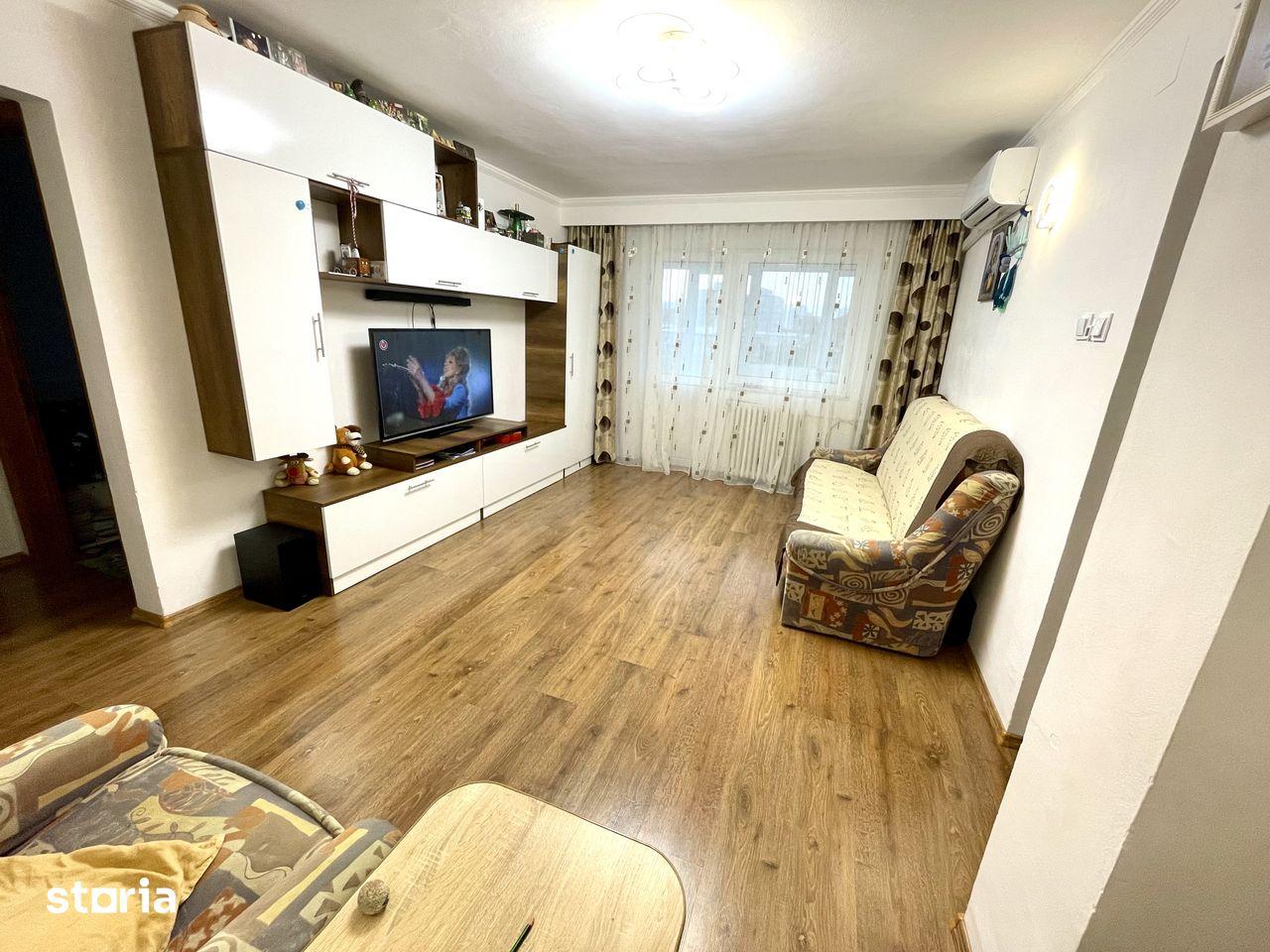 Apartament decomandat 4 camere 2 bai 2 balcoane 79 mp 5/10 ostroveni - imagine 1