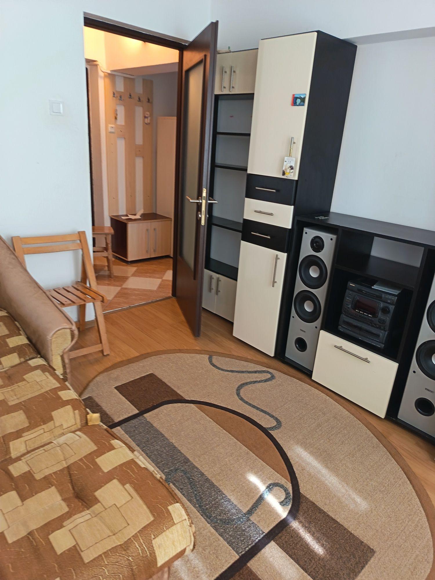Inchiriez apartament 2camere Tătărași