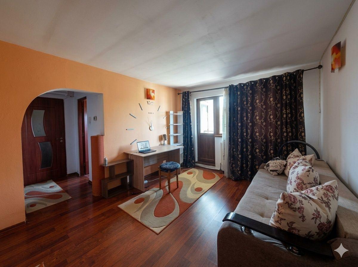 Apartament 2 camere semidecomandat - Podu Ros