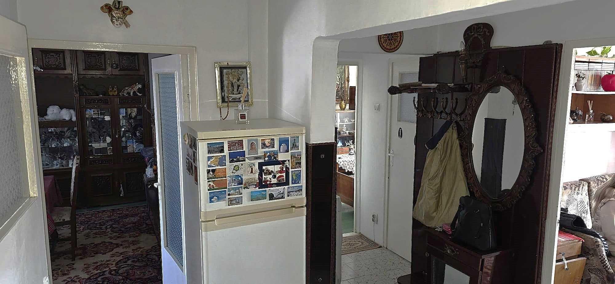 Vand apartament pe malul Mureșului