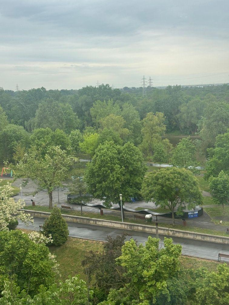 Apartament 3 camere, semidecomandat, str Proporgescu