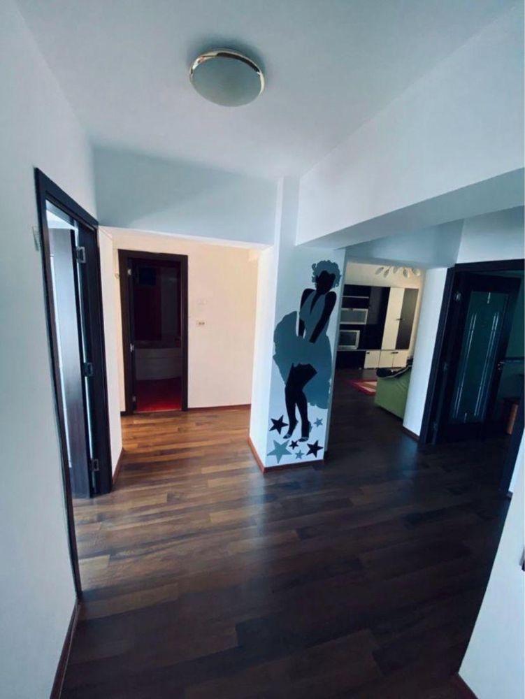Apartament 3 camere ultracentral, de inchiriat