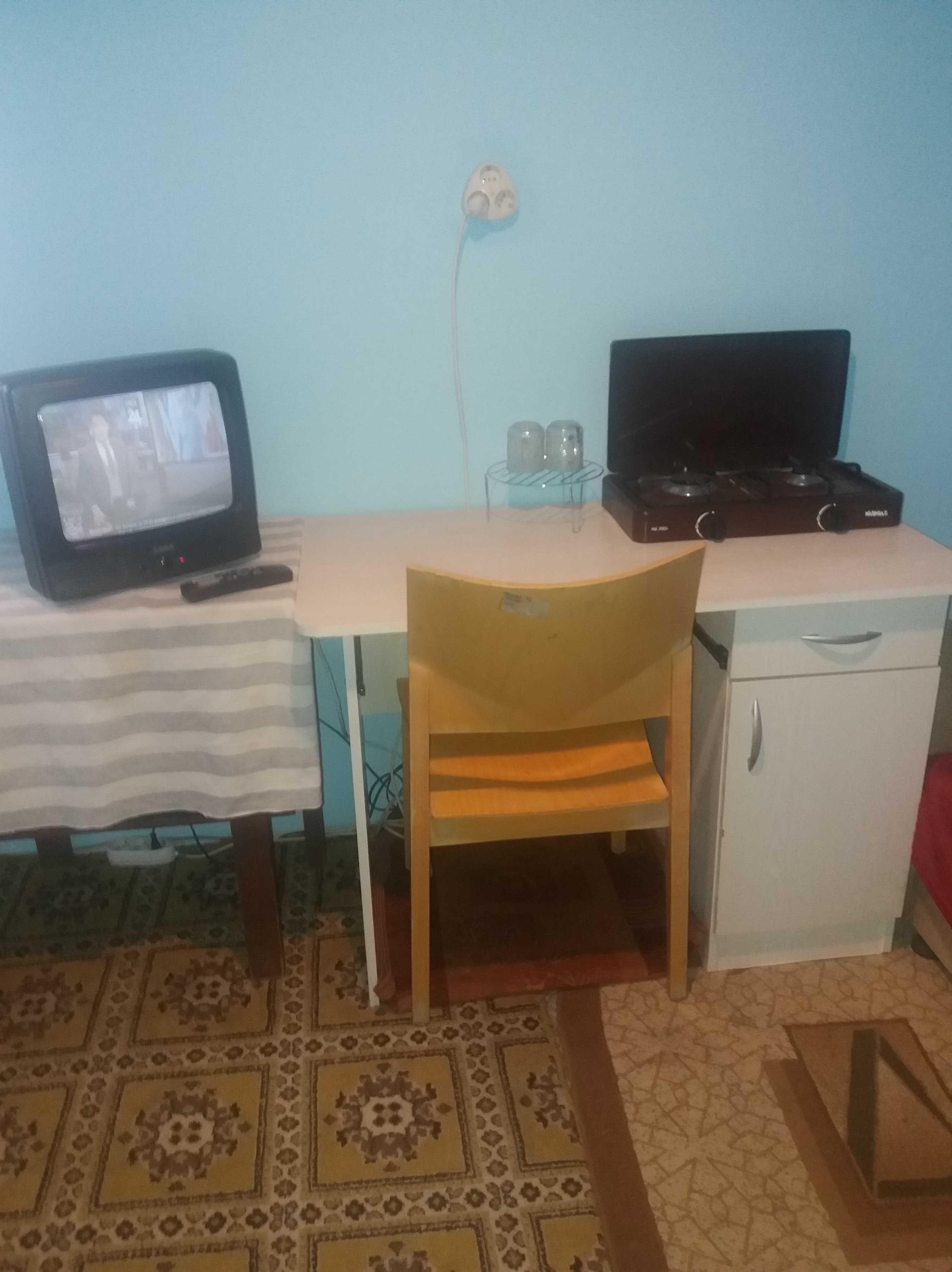 Camera de inchiriat. Nu pretind garantie. Tel  .