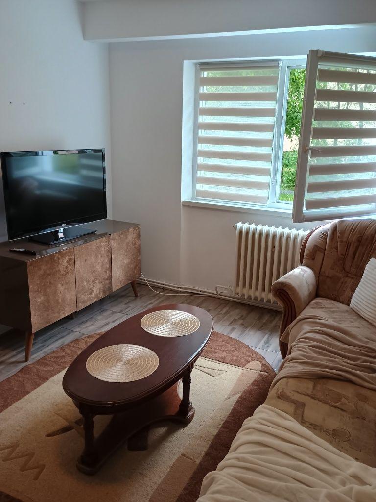 Apartament 2 camere de închiriat