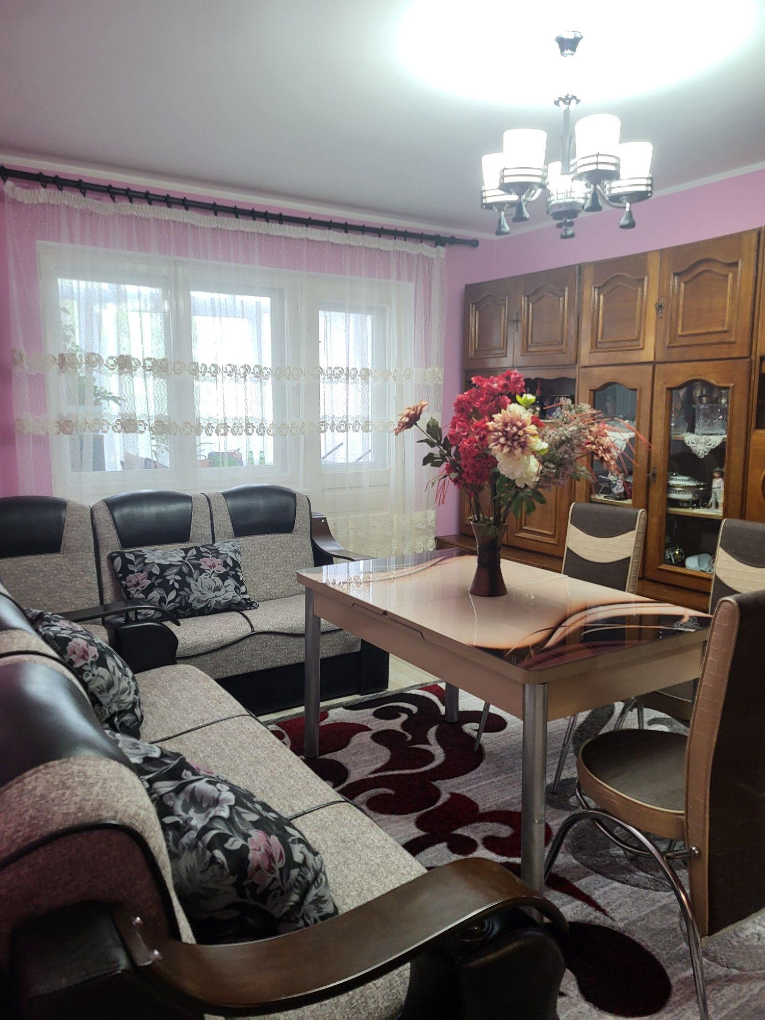 Apartament 3 camere Areni-Suceava