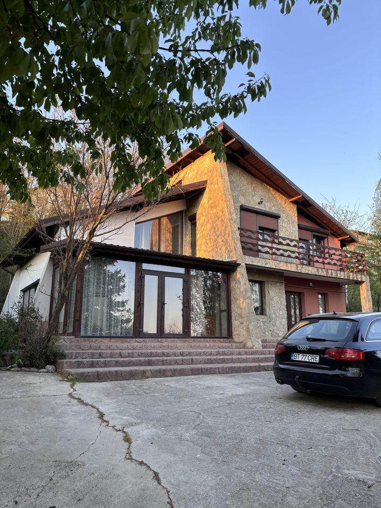 Casa de VANZARE Botosani/in spate la ANL Bucovina