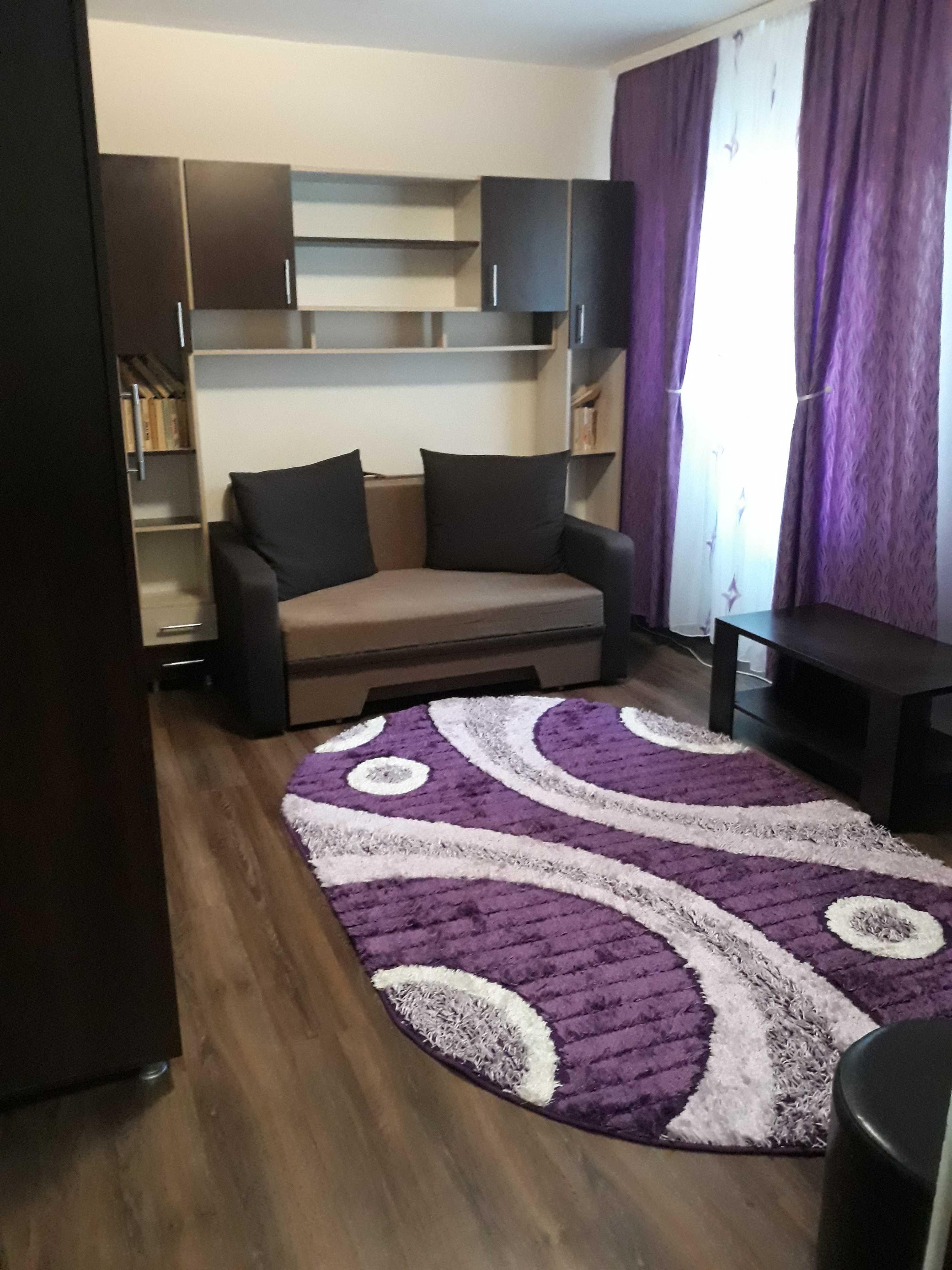Garsonieră de închiriat zona HAN