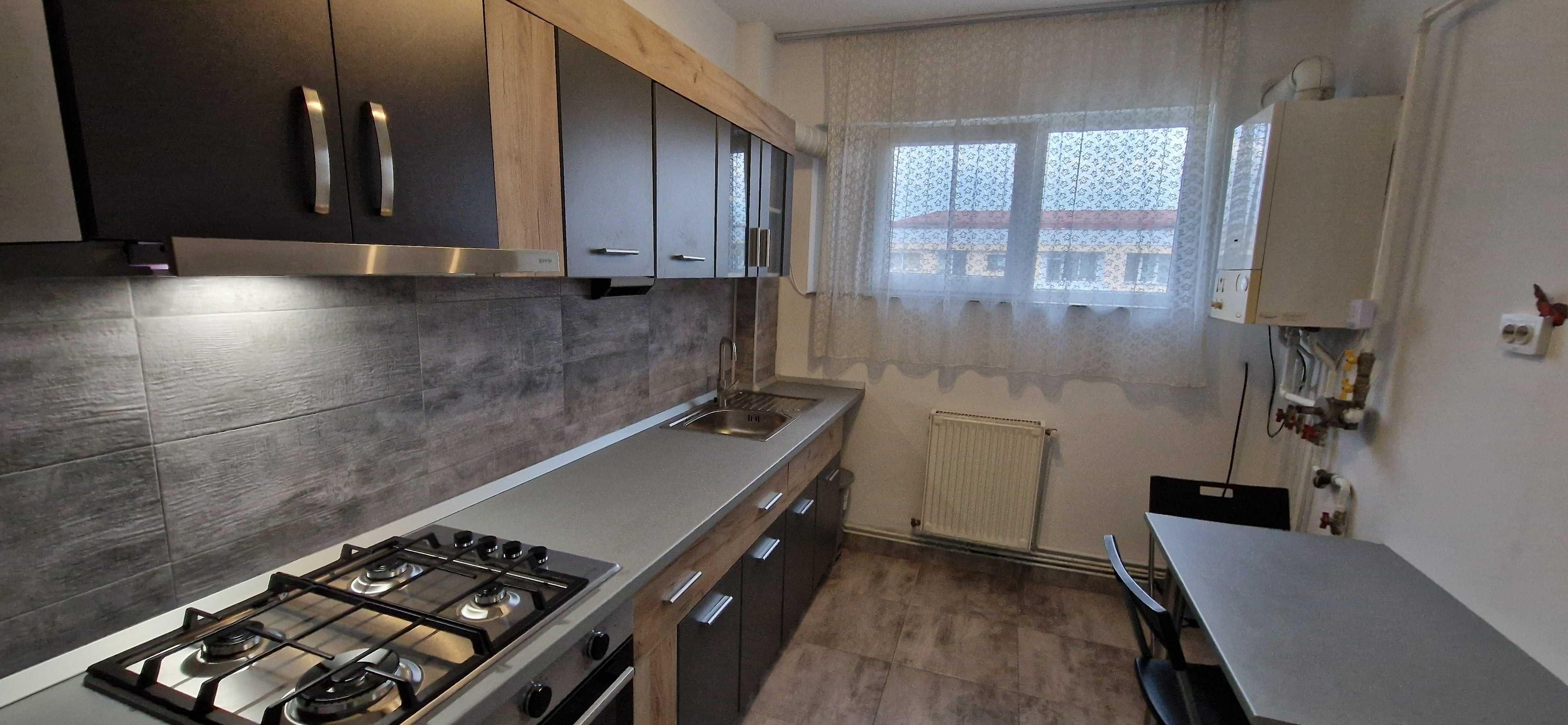 Inchiriez Apartament 2 camere Ultra central